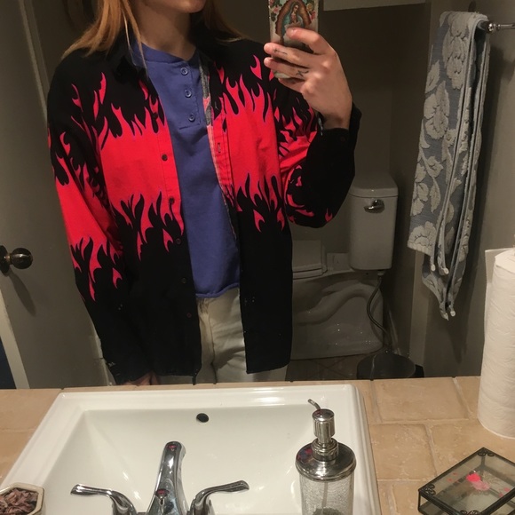 Top - Picture 3 of 4